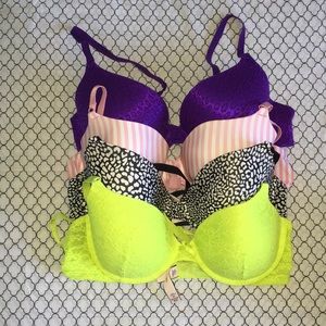 Lot of 4 Victoria secret bras